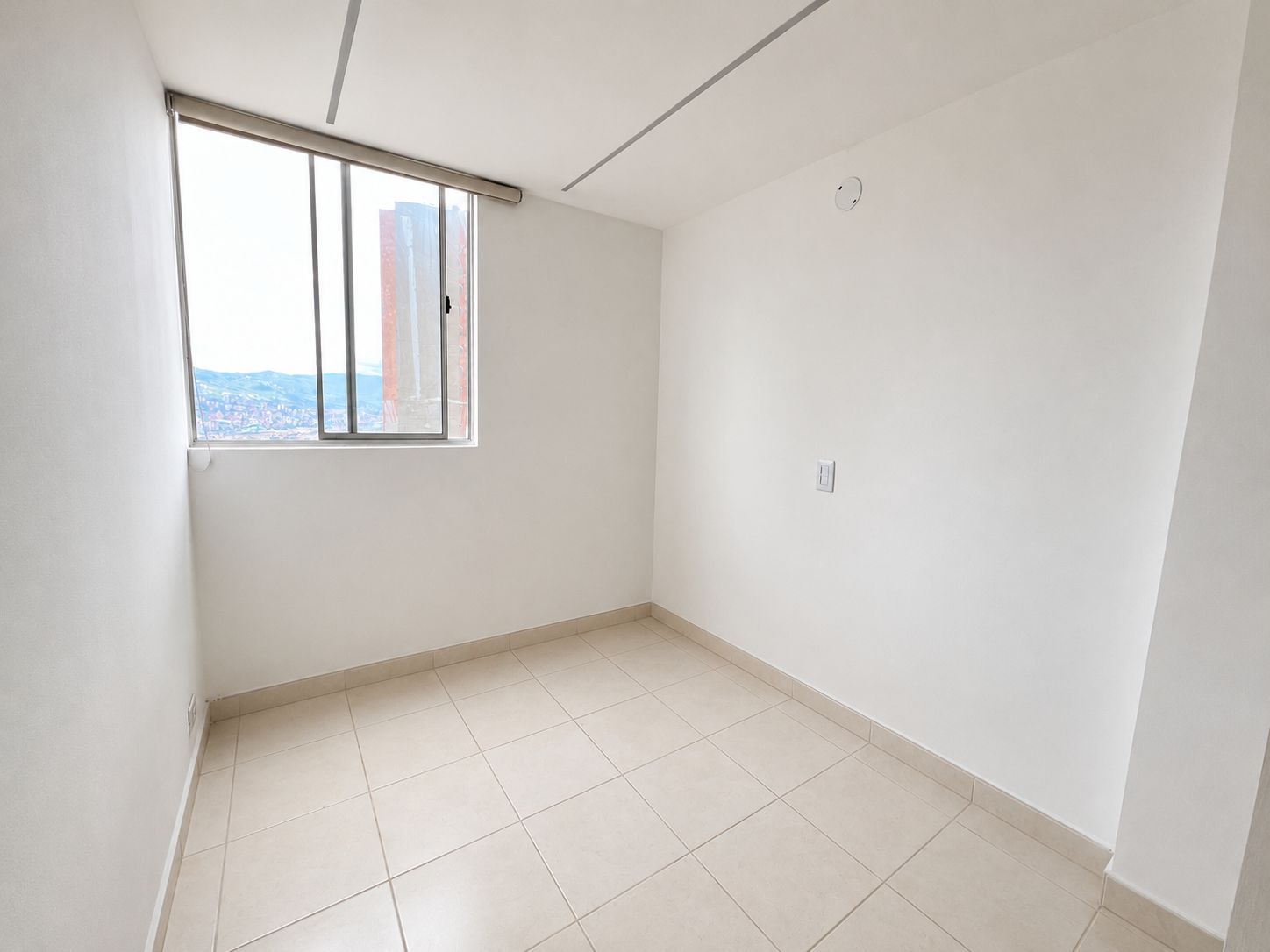 APARTAMENTO LAS 7 LUNAS PISO 10